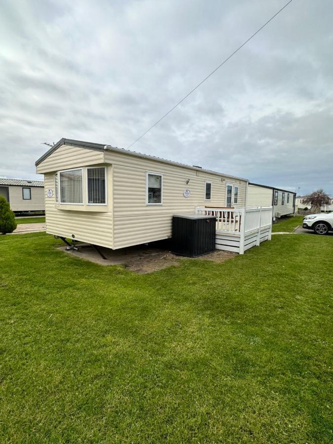 6 Berth Caravan On Marine Holiday Park Hotel Rhyl Buitenkant foto